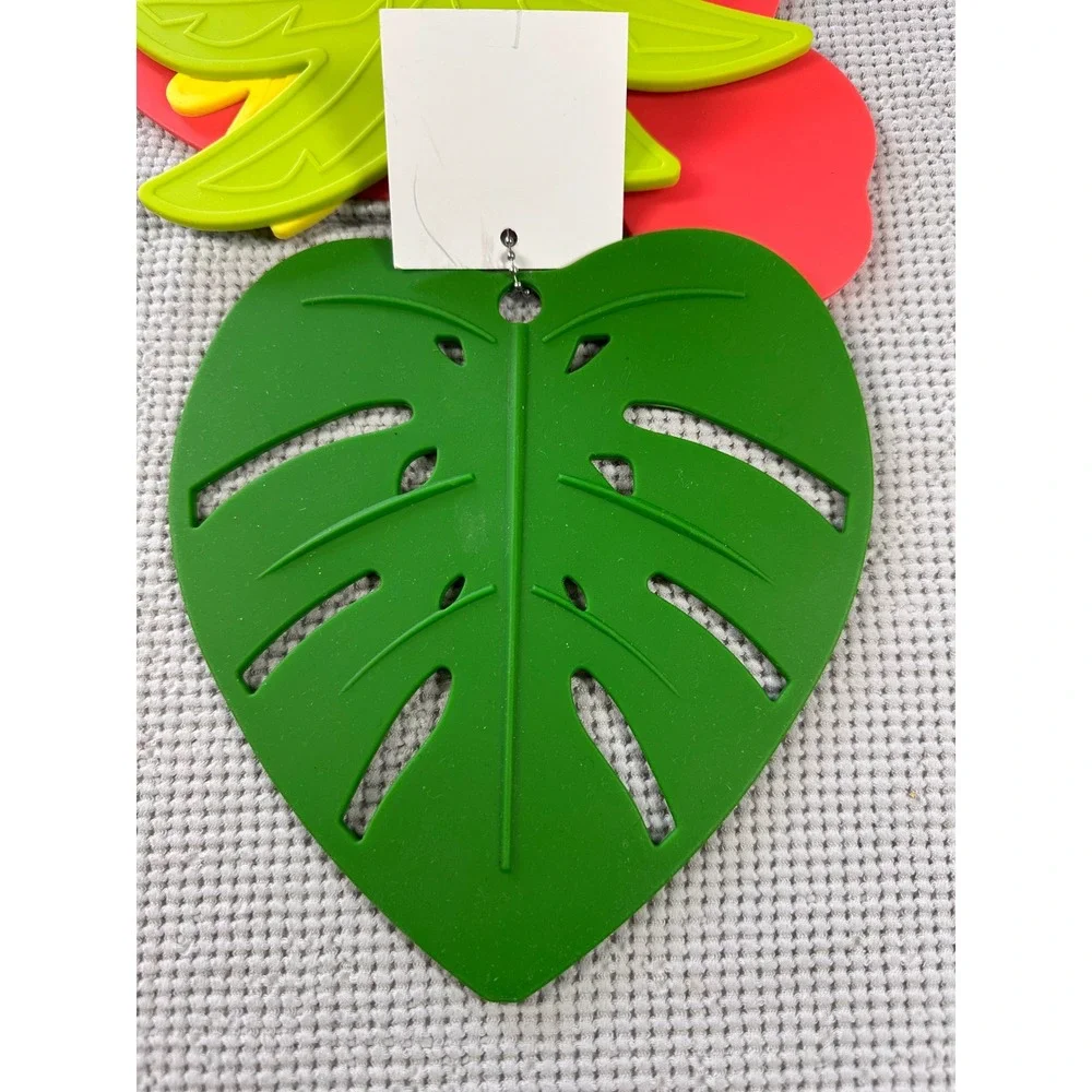 Tropical‎ Silicone Trivets 4 pc Set Flamingo Pineapple Palm Leaf Monstera